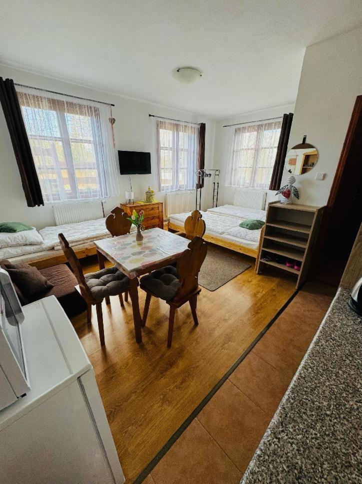 Apartmany Srub Jenisov Horní Planá المظهر الخارجي الصورة
